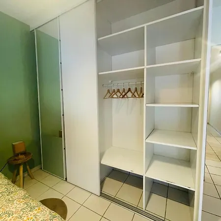 Apartment Schmoutzis